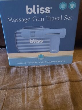 bliss Massage Gun Travel Set - Blue